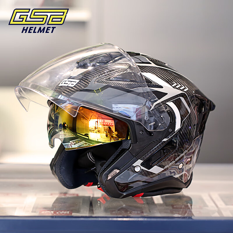 GSB カーボンファイバーオートバイヘルメットメンズ機関車四 - Carbon Fiber Lightweight Motorcycle Helmet のレビューと価格